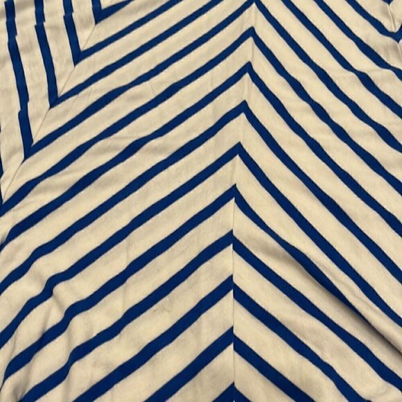 Bebe blue and white chevron maxj skirt Sz S - Picture 3 of 3